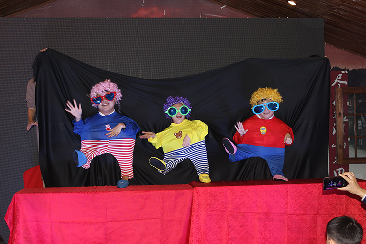 外贸部串烧精彩节目